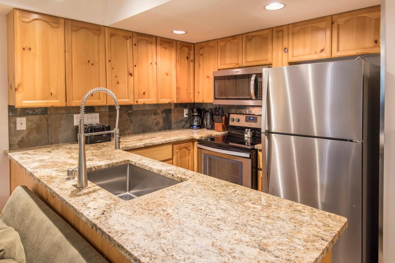 Valhalla Vacations At Whistler Exterior foto
